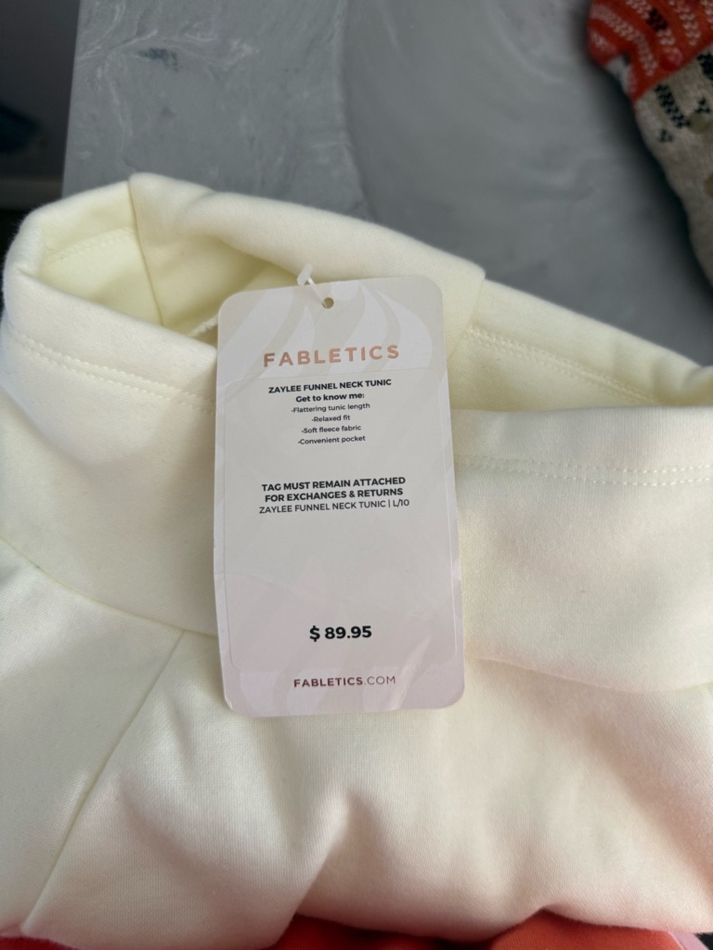 NWT Fabletics Women's Zaylee Funnel Neck Tunic - Picture 4 of 7